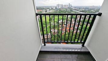 Standard Studio | Balcony