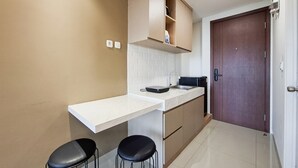 Studio Standar | Ruang makan