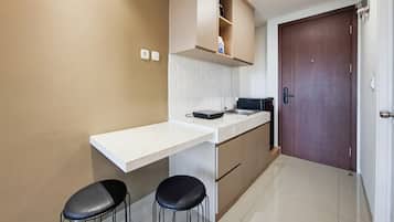 Standard Studio | Dining room
