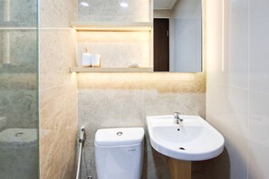 Bathroom - Serene And Homey Studio At Transpark Bintaro Apartment (South Tangerang)