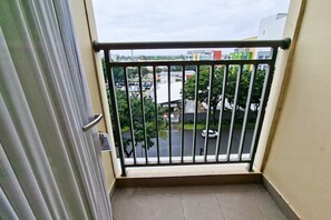 Balcony - Serene And Homey Studio At Transpark Bintaro Apartment (South Tangerang)
