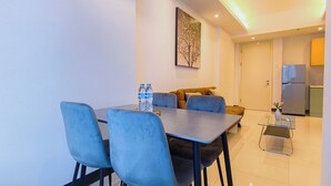 Ảnh chưa phân loại, 3 trong số 20 ảnh, nút