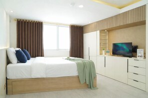 Standard Studio - Neat Studio At Amethyst Apartment Near Jiexpo (Jakarta)