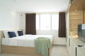 Standard Studio - Neat Studio At Amethyst Apartment Near Jiexpo (Jakarta)