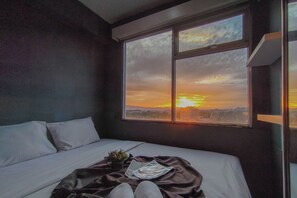 Standard Apartment - Enjoy Living 2Br Apartment At Jarrdin Cihampelas With 1 Ac In Living Room (Bandung)