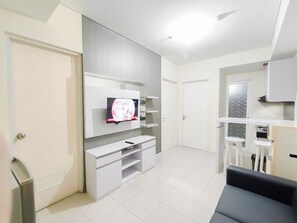 Standard Apartment - Bright And Simple 2Br Apartment At Parahyangan Residence (Bandung)