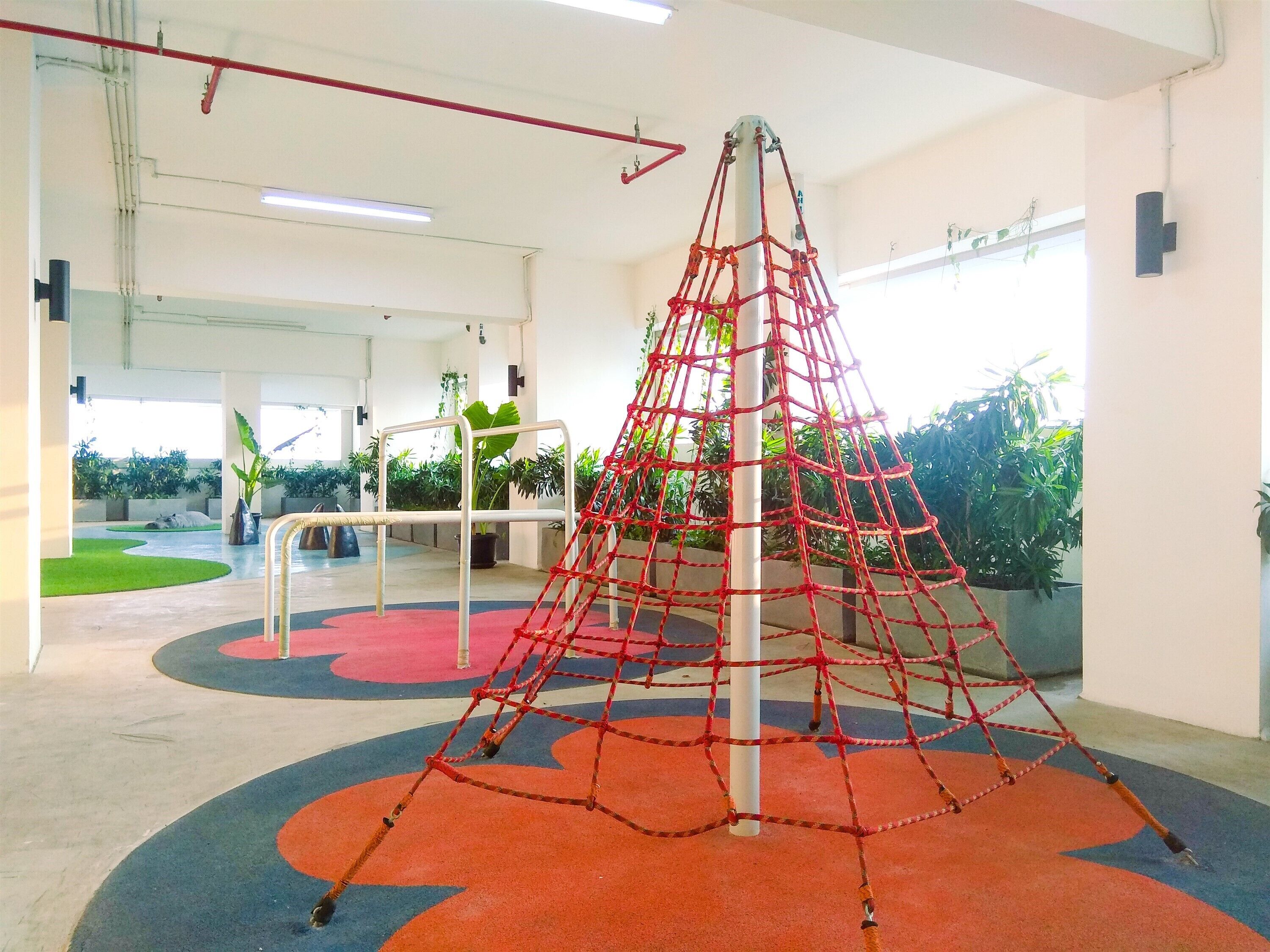 Área de juegos infantiles al aire libre