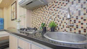 Standard Apartment | Private kitchen | Electric kettle