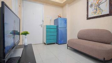 Standard Apartment | Living room