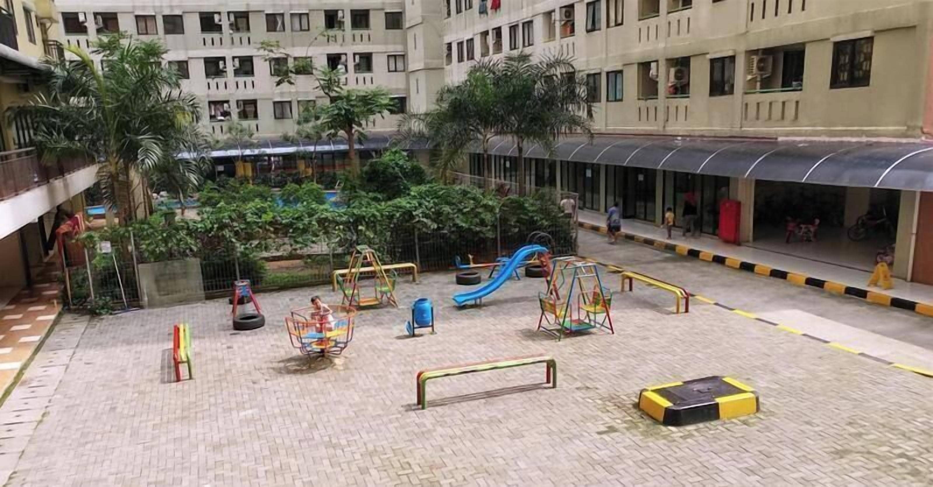 Children's play area - outdoor