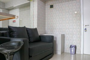 Standard Apartment | Living room - Best Homey And Strategic 2Br Apartment At Green Pramuka City (Jakarta)