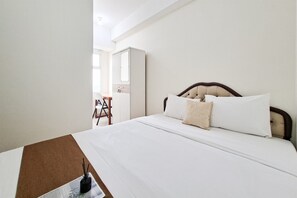 Room - Homey And Roomy 2Br At Apartment Serpong Garden (Cisauk)