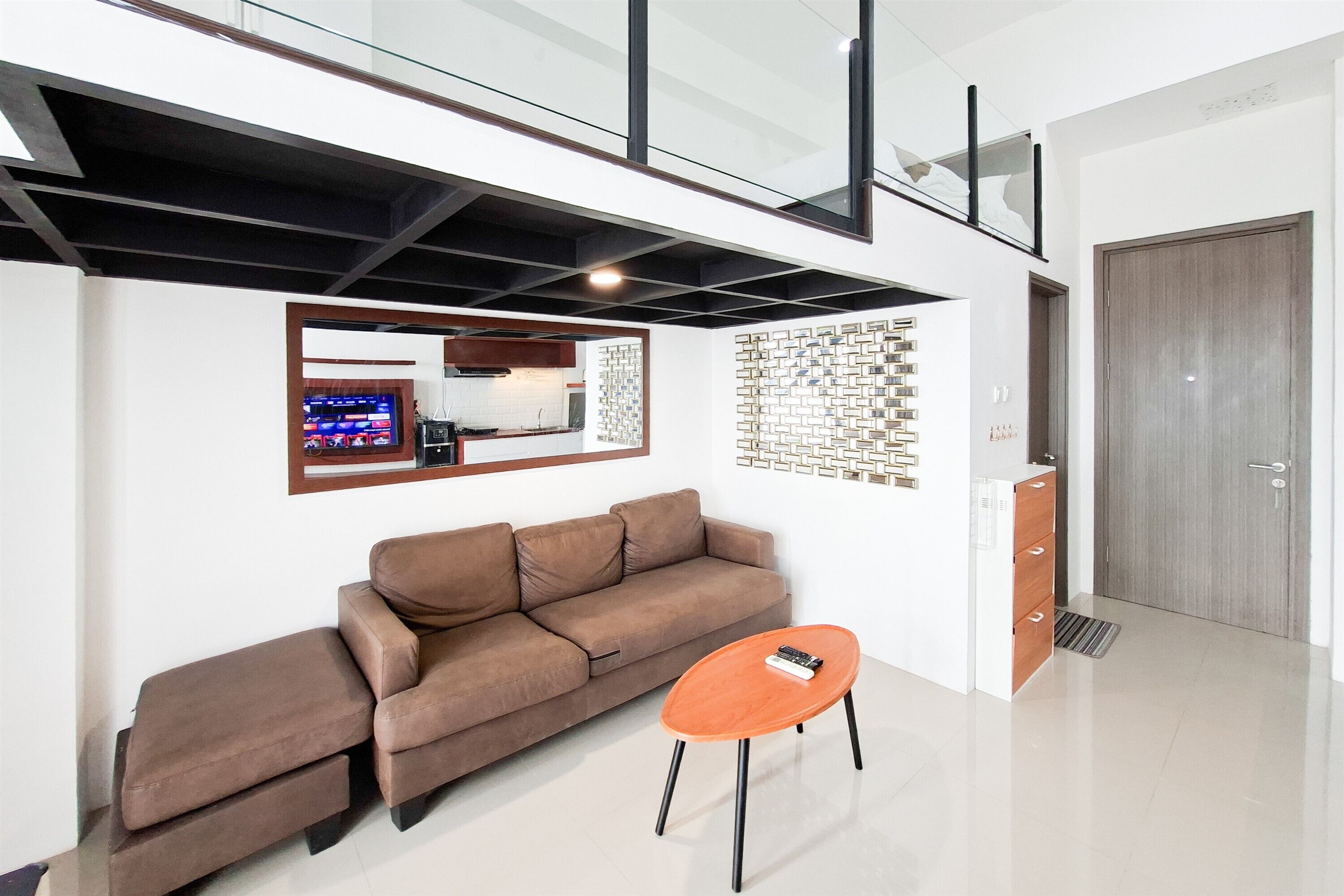 Standard Studio