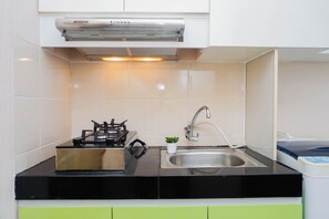 Interior - Enjoy Restful Living In Studio Room At Apartment Oasis Cikarang (Cikarang)