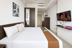 Standard Studio - Tranquil Studio For 2 Pax At Tree Park City Bsd Apartment (South Tangerang)