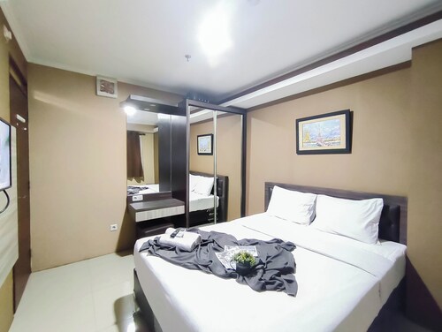4 Pax Warm Brown 2Br At Gateway Pasteur Apartment