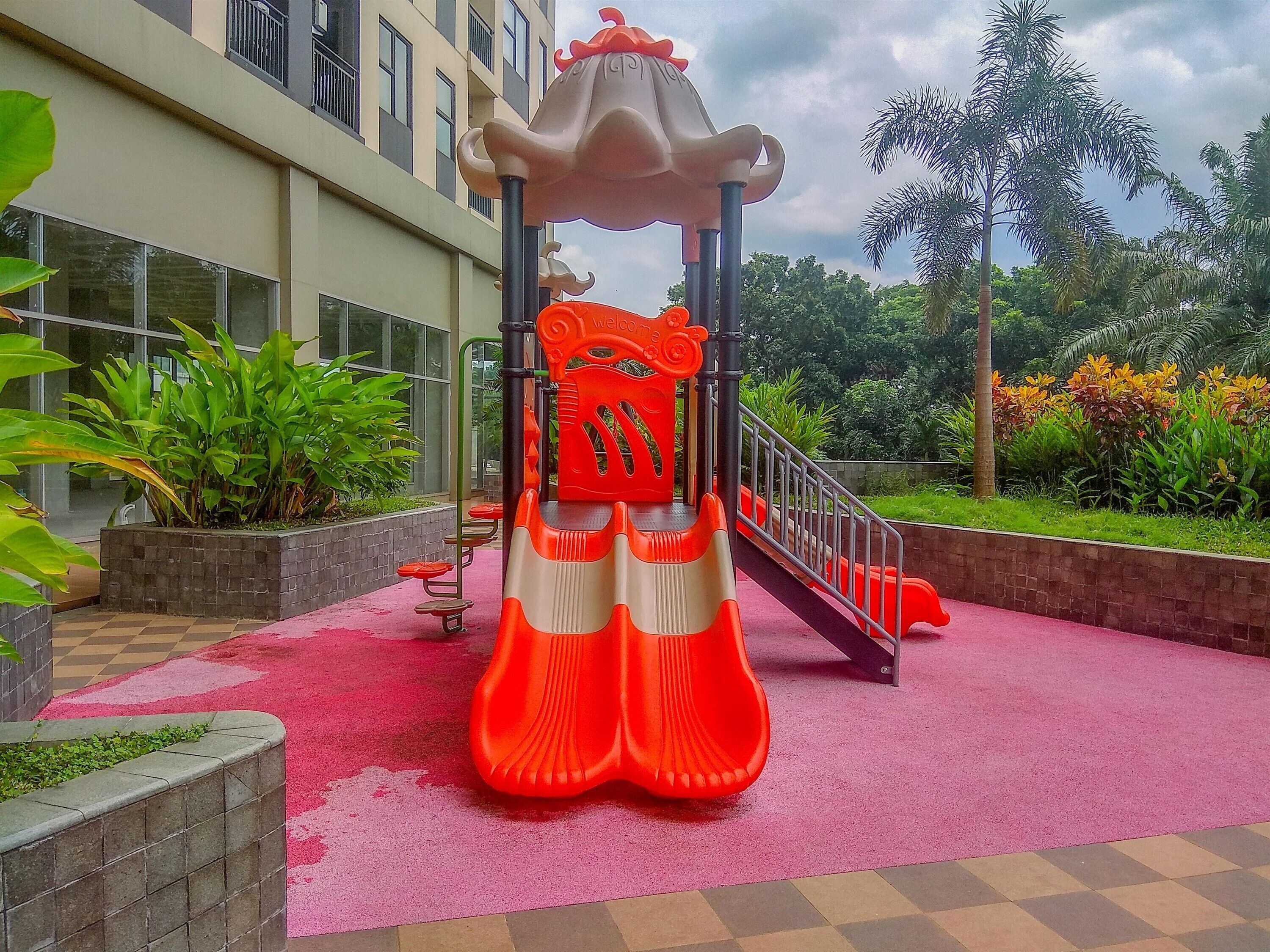 Children's play area - outdoor