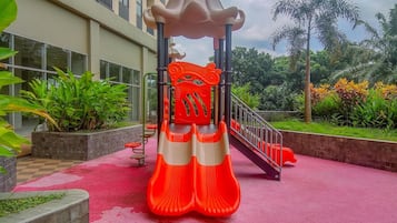 Children's play area - outdoor