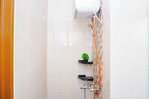 Standard Studio | Bathroom - Smart Layout Studio At Dave Apartment Near Universitas Indonesia (Depok)