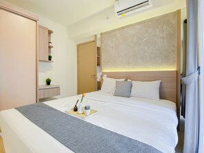 Standard Apartment - Comfortable And Good 2Br Space At Apartment Meikarta (Cikarang)