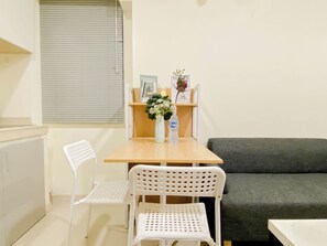 Apartemen Standar | Ruang makan