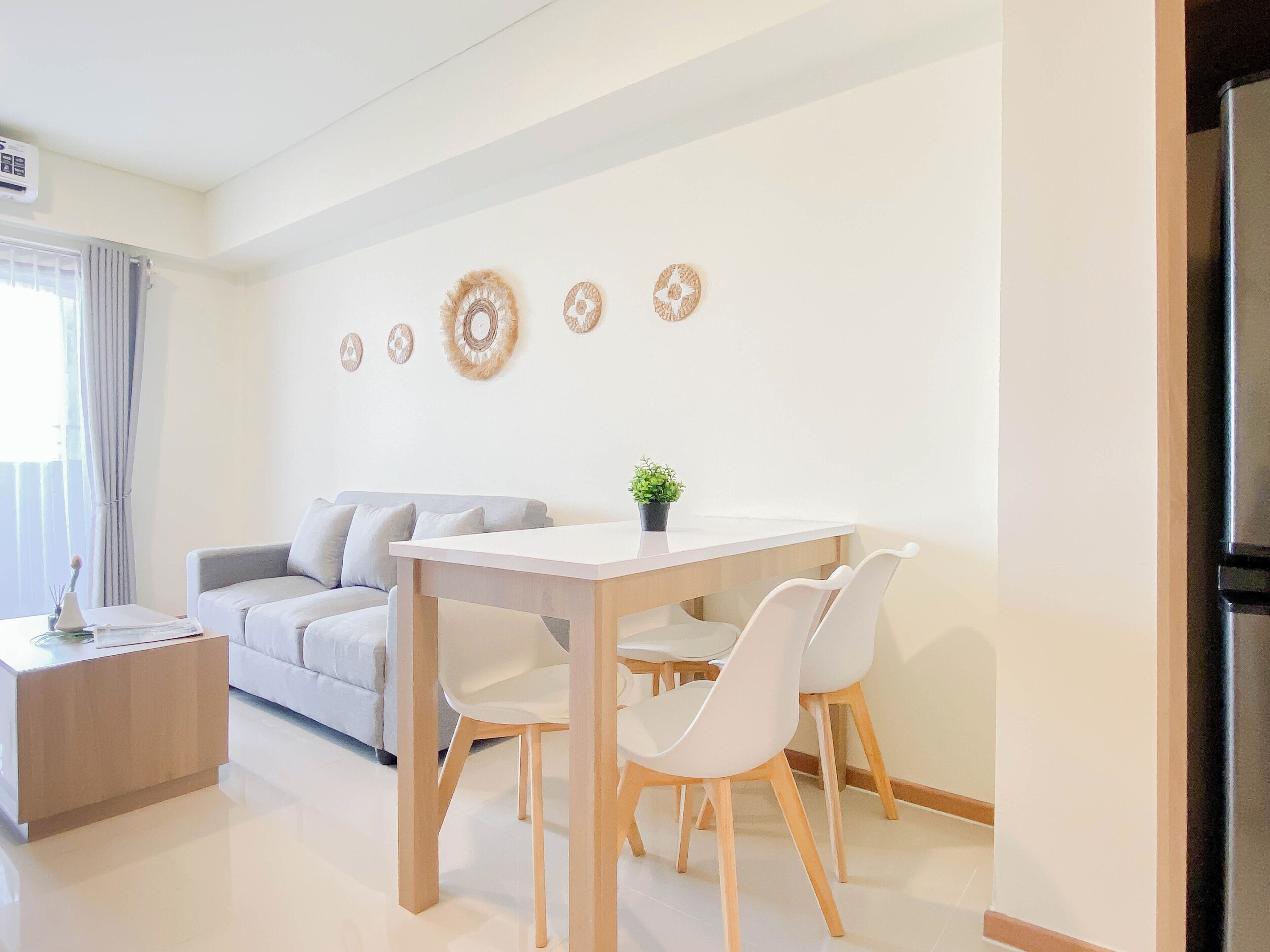 Standard Apartment | Dining room