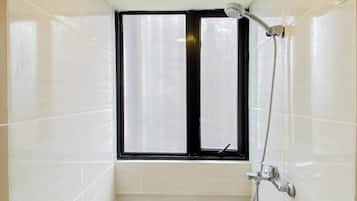 Standard Apartment | Bathroom