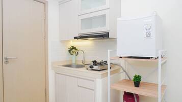 Standard Studio | Private kitchen | Electric kettle