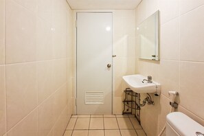 Standard-Apartment | Badezimmer