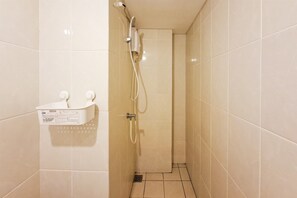Bathroom - Simple 2Br Space At Apartment M-Town Residence (Gading Serpong)