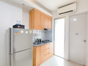 Apartemen Standar | Dapur pribadi | Ketel listrik