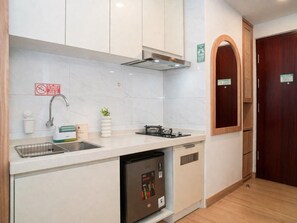Standard Studio | Private kitchen - Studio Japandi Areum Residence At Sky House Bsd (Pagedangan)