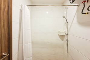 Standard Studio | Bathroom - Neat And Warm Studio Space At Apartment Sky House Bsd (Pagedangan)