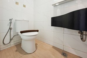 Standard Studio | Bathroom - Functional And Cozy Studio At Sky House Bsd Apartment (Pagedangan)
