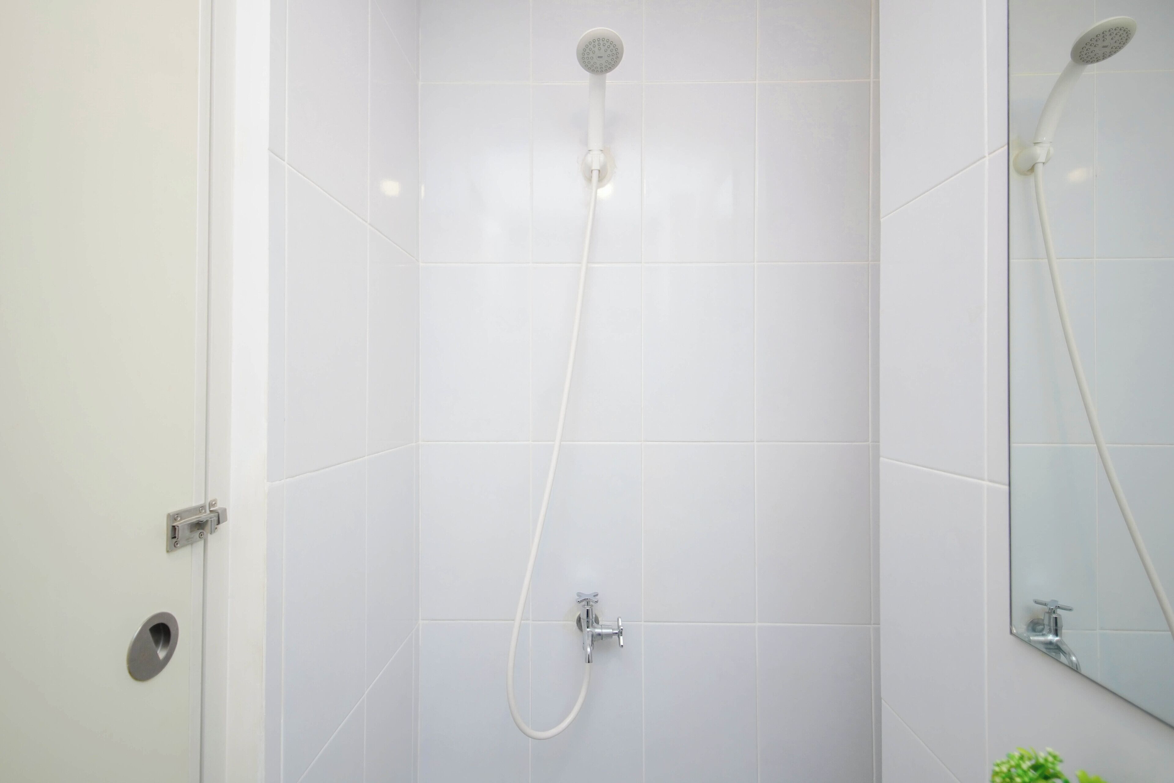 Standard Studio | Bathroom