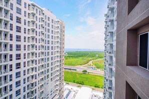 Studio Standard | Vue sur la ville