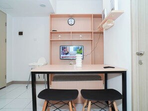 Interior - Stylish And Functional 2Br Apartment At Tokyo Riverside Pik 2 (Teluknaga)