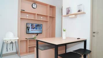 Standard Apartment | Living area