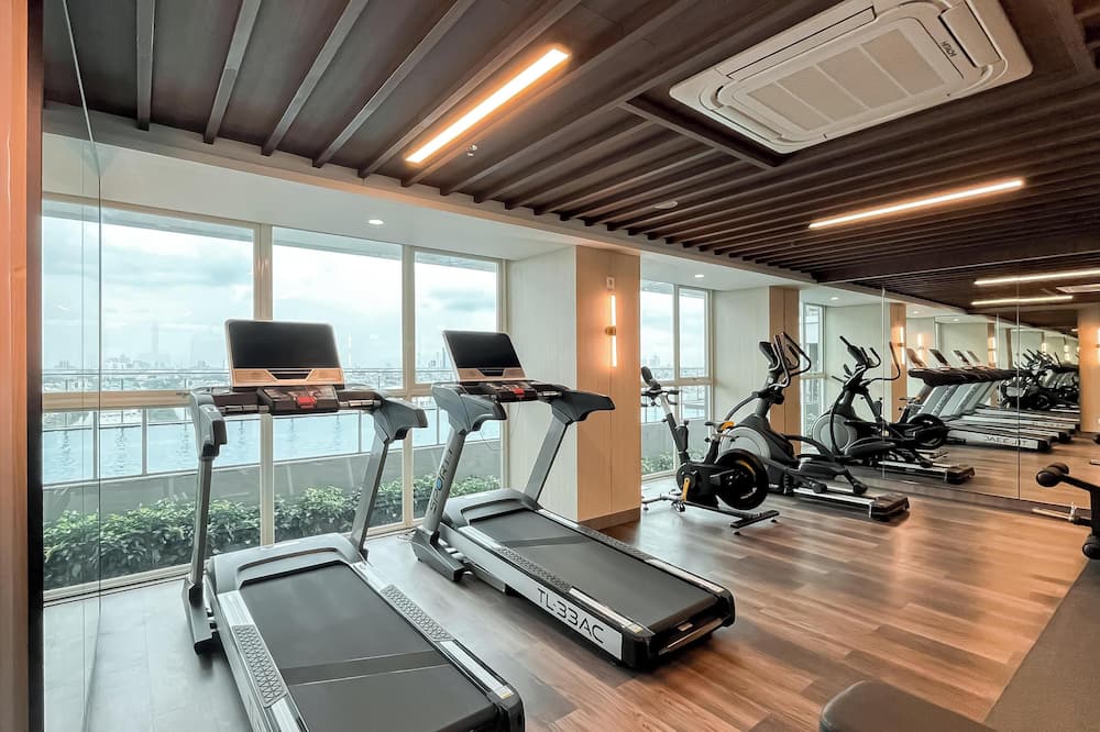 Neat Studio For 2 Pax At B Residence Grogol