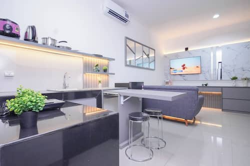 Standard Apartment | Living area
