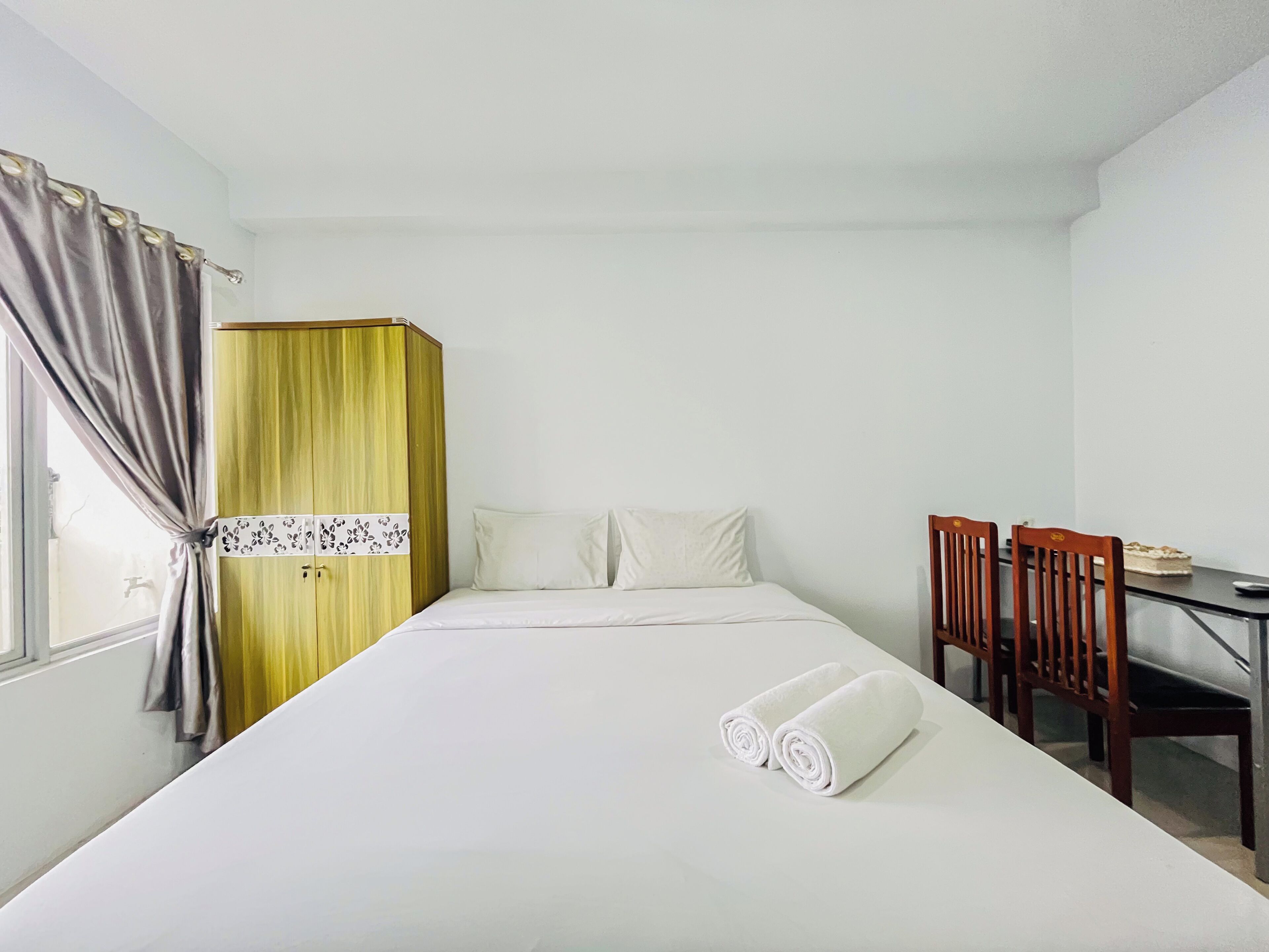 Studio Standar | Seprai linen