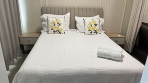 1 bedroom, iron/ironing board, internet, bed sheets - Ravello Residential AP08 Foz do Iguaçu (Foz do Iguaçu)