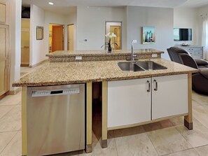 Condo (3 Bedrooms) | Property amenity - Ocean Grove 1003 - Pelican Sky (Galveston)