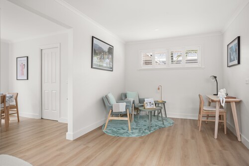 Lilly Belle Coastal Retreat in Aspendale
