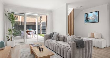 Lilly Belle - double-storey townhouse