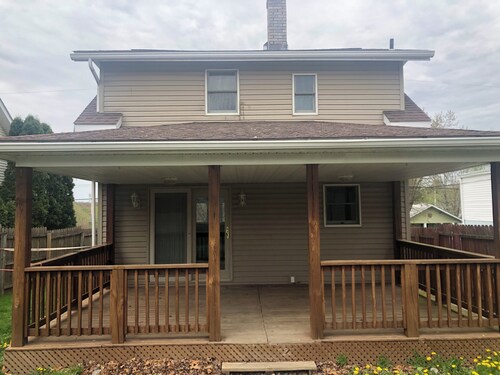 3-bedroom house in lovely Beaver Falls in quiet neighborhood