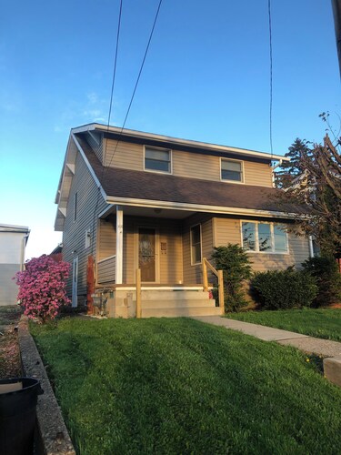 3-bedroom house in lovely Beaver Falls in quiet neighborhood