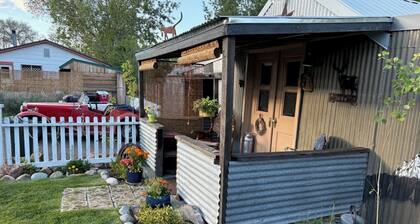 Authentic Old West Escape at Settlers Rest