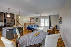 Living area - Stylish Split-Level w/ Pool, Deck & Firepit Near It All (Raleigh)