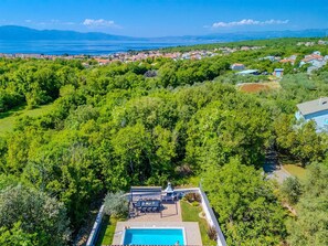 A heated pool - Villa Valle - Modern Villa with Pool and Wellness on the Island of Krk (Malinska (Krk))